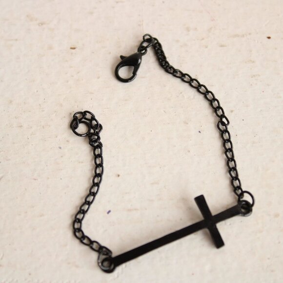 Jewelry Lot, Goth Style Bracelets, Skeleton ring, Spider hair Pins, Septum Ring - Picture 7 of 7